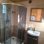 Aga 克鲁克兰基